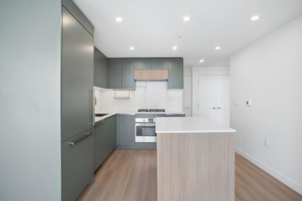 309 13573 98a Avenue, Surrey, BC V3T0X1 Photo 2