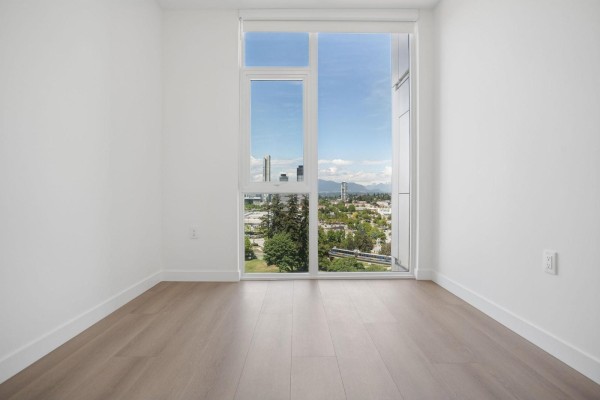 309 13573 98a Avenue, Surrey, BC V3T0X1 Photo 4