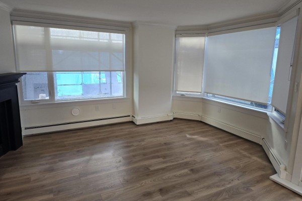 309 15111 Russell Avenue, White Rock, BC V4B2P4 Photo 3