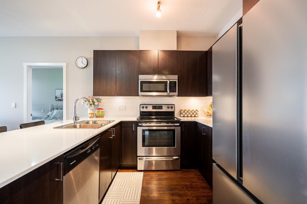 309 20460 Douglas Crescent, Langley, BC V3A0C6 Photo 2