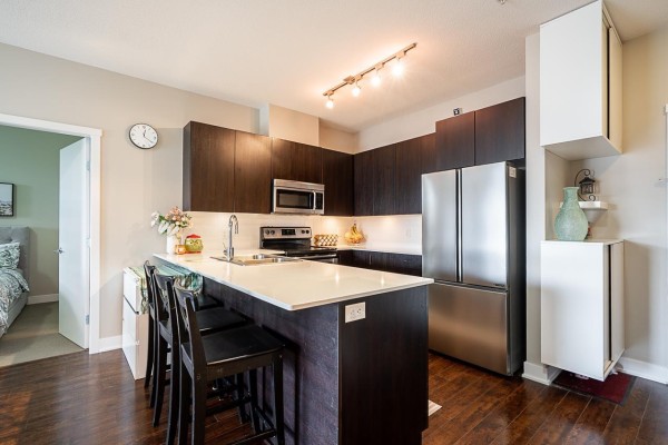309 20460 Douglas Crescent, Langley, BC V3A0C6 Photo 4