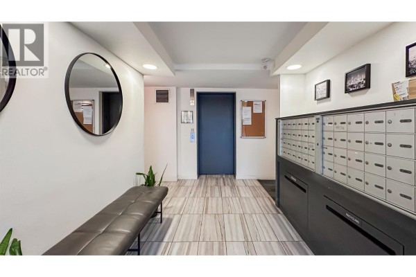 309 2211 Wall Street, Vancouver, BC V5L1G4 Photo 2