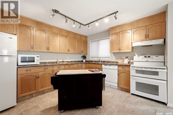 Primary Bedroom - 309 2275 Mcintyre Street, Regina, SK S4P2S1 Photo 5