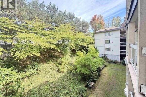 309 2677 E Broadway, Vancouver, BC V5M1Y6 Photo 3