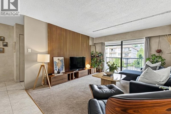 309 275 W 2nd Street, North Vancouver, BC V7M1C9 Photo 4