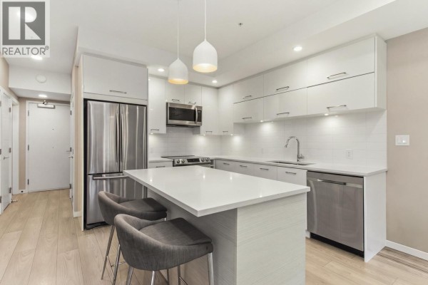 309 38033 Second Avenue, Squamish, BC V8B0C4 Photo 4