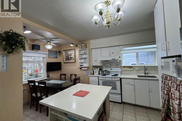 309 Boyne Street, New Westminster, BC V3M5J9 Photo 4