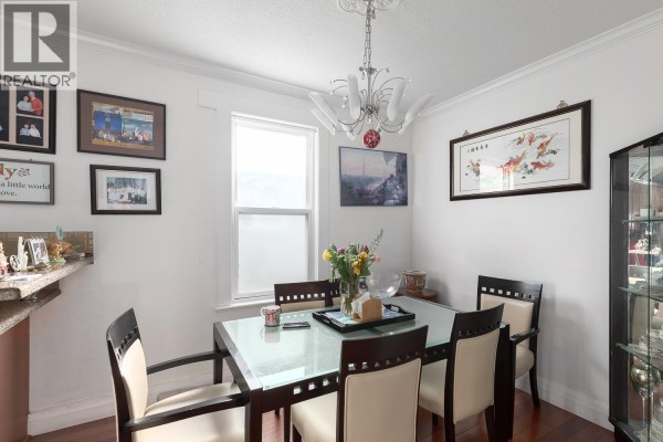 309 E Woodstock Avenue, Vancouver, BC V5W1N2 Photo 4