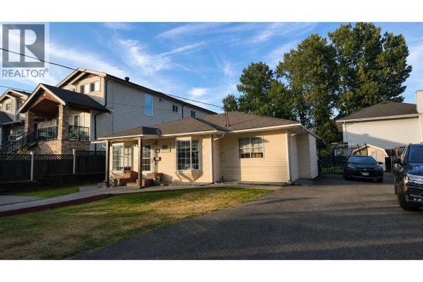 309 Johnston Street, New Westminster, BC V3M5H4 Photo 4