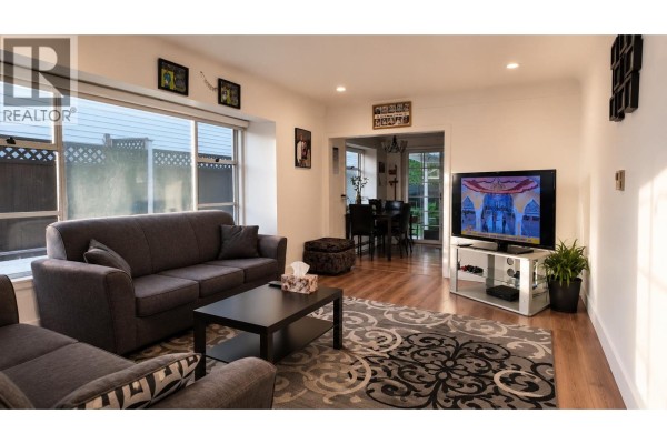 309 Johnston Street, New Westminster, BC V3M5H4 Photo 5