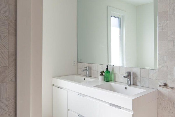 Modern bathroom with glass-enclosed shower and built-in bench - 309 Wychwood Avenue Toronto