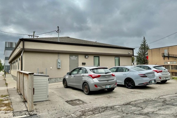 309 Youville St, Winnipeg, MB, photo 3