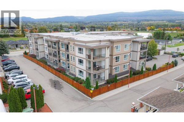 Full ensuite bathroom - 3090 Burtch Road Unit# 103, Kelowna, BC V1W5G9 Photo 3