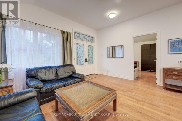 Recreational, Games room - 3091 Parkerhill Road, Mississauga, ON L5B1V6 Photo 3