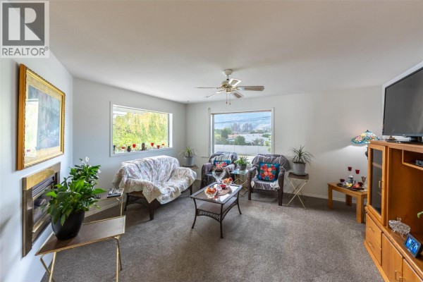 Sunroom - 3096 South Main Street Unit# 25, Penticton, BC V2A8C2 Photo 2