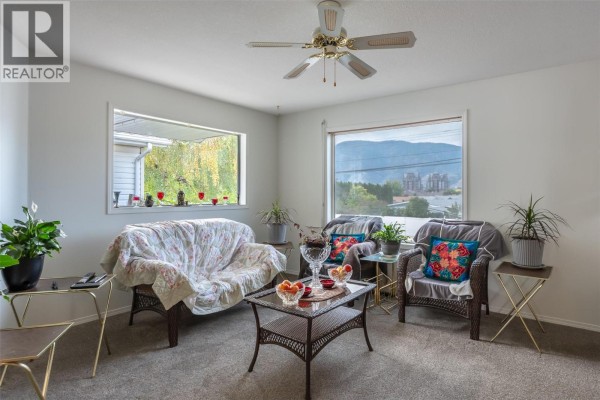 Laundry room - 3096 South Main Street Unit# 25, Penticton, BC V2A8C2 Photo 3