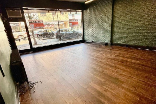 3097 Dundas Street W, Toronto, ON M6P1Z9 Photo 3
