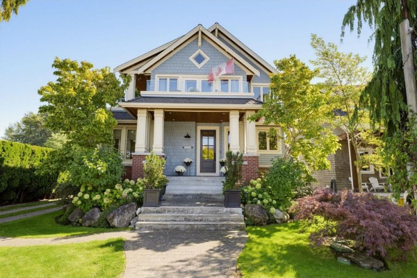 3098 Mcbride Avenue, Surrey, BC V4A3H1 Photo 4