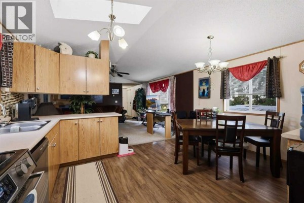 Bedroom - #31,  38138 Range Road 283, Rural Red Deer County, AB T4S2B4 Photo 4