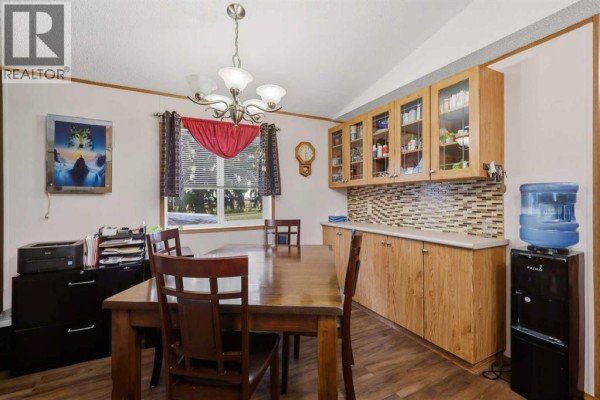 Dining room - #31,  38138 Range Road 283, Rural Red Deer County, AB T4S2B4 Photo 5