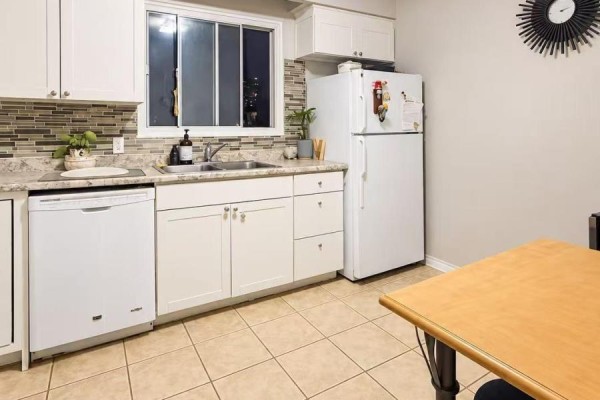 Primary Bedroom - 31 - 121 L'amoreaux Drive, Toronto, ON M1W2J9 Photo 5