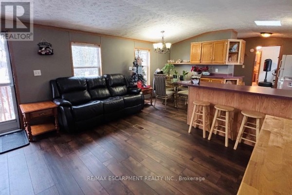31 - 1294 8th Concession Road W, Hamilton, ON, photo 3