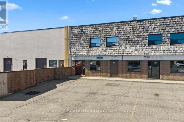 31 - 2000 Thurston Drive, Ottawa, ON K1G4K7 Photo 3