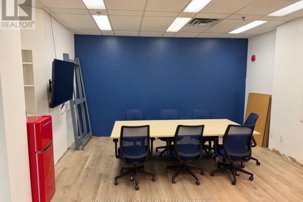 31 - 2800 Skymark Avenue, Mississauga, ON L4W5A6 Photo 5