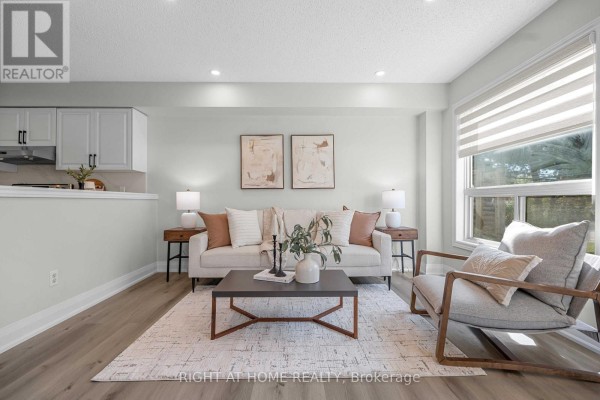 Living room - 31 - 600 Sarnia Road, London North, ON N6G5M4 Photo 5