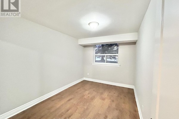 31 - 90 Twenty Fifth Street, Toronto, ON M8V3P9 Photo 5