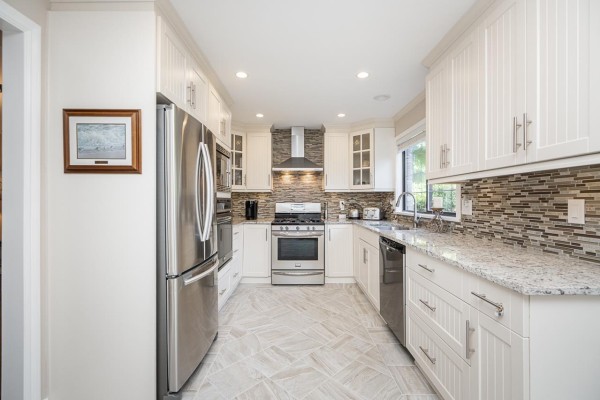 31 1725 Southmere Crescent, Surrey, BC V4A7A7 Photo 3