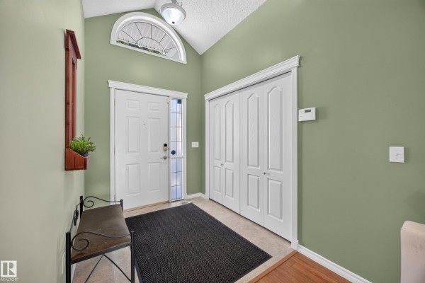 Primary Bedroom - #31 1780 Glastonbury Bv Nw, Edmonton, AB T5T6P9 Photo 5