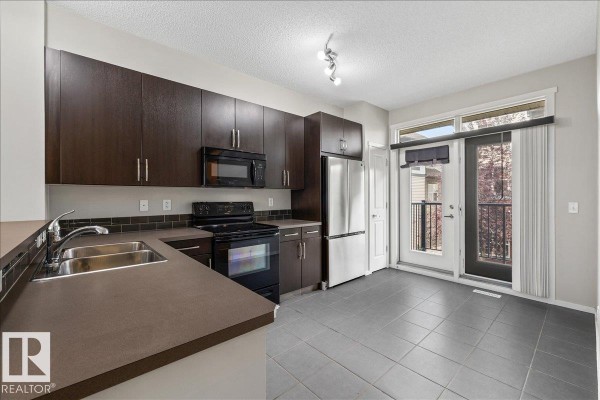 Kitchen - #31 603 Watt Bv Sw, Edmonton, AB T6X0P3 Photo 3