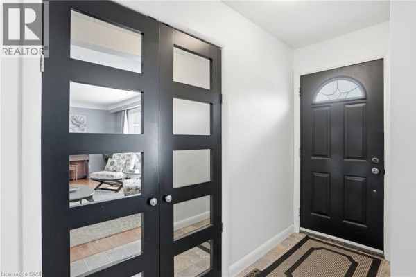 Bedroom - 31 Algonquin Avenue, Flamborough, ON L9H7K9 Photo 5