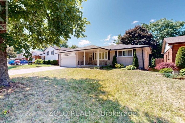 Living room - 31 Applewood Lane, London South, ON N6J3P9 Photo 3