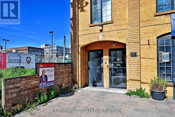 31 Atlantic Avenue, Toronto, ON M6K1E3 Photo 3