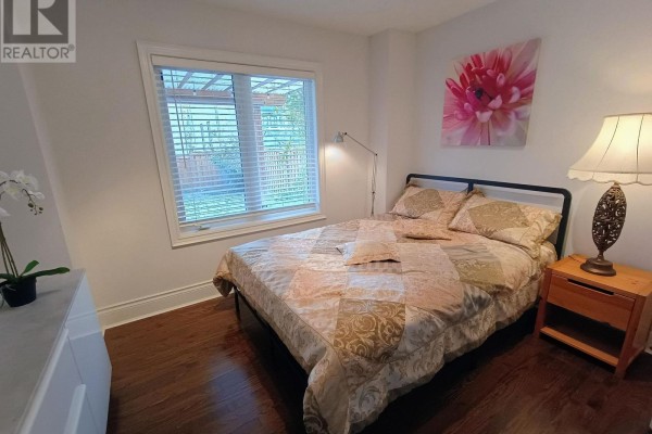 31 Barletta Drive, Vaughan