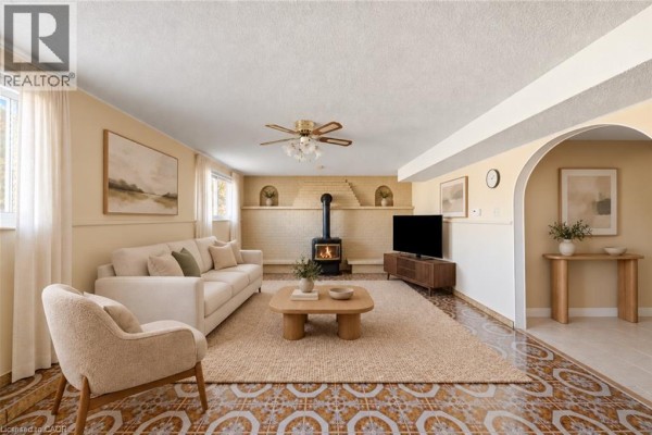 Family room - 31 Bendingroad Crescent, St  Catharines, ON L2N5R4 Photo 4