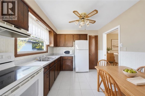 Dining room - 31 Bendingroad Crescent, St  Catharines, ON L2N5R4 Photo 5