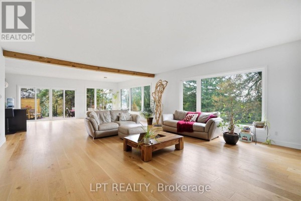Media - 31 Carillon Crescent, Hawkesbury, ON K6A2T8 Photo 5
