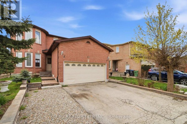 31 Castlehill Road, Brampton, ON, photo 3