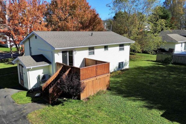 31 Charles Street, Amherst, NS, photo 3