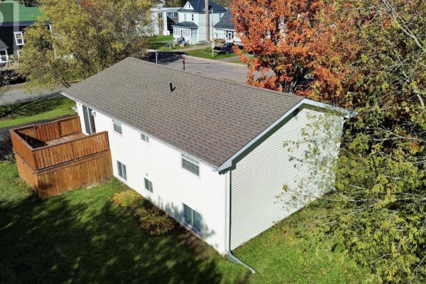 Primary Bedroom - 31 Charles Street, Amherst, NS B4H3P9 Photo 4