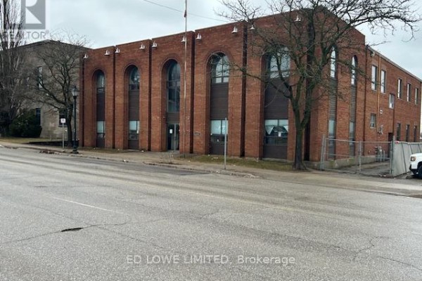 31 Colborne Street E, Orillia, ON L3V1T4 Photo 3