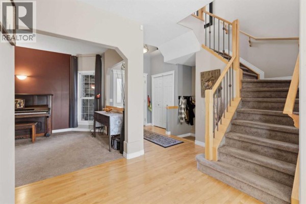 Office - 31 Evansmeade Crescent Nw, Calgary, AB T3P1C1 Photo 4
