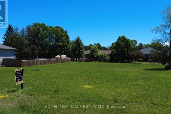 31 Fairway Crescent, Wasaga Beach, ON L9Z1B9 Photo 2