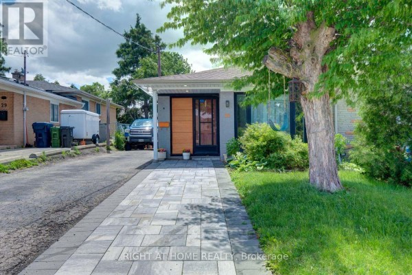 31 Frankton Crescent, Toronto, ON, photo 3