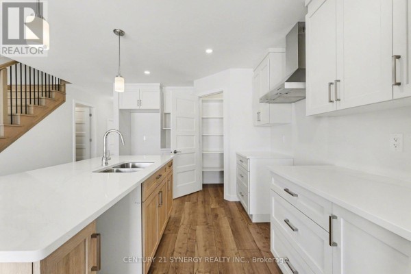 Kitchen - 31 Helen Street, North Stormont, ON K0A1R0 Photo 3