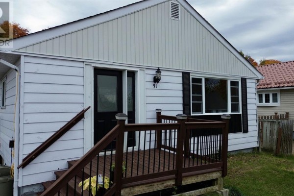 31 Hirshhorn Ave, Elliot Lake, ON, photo 3