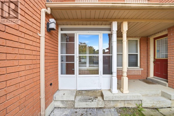 31 Islay Crescent, Vaughan, ON L6A2C1 Photo 3